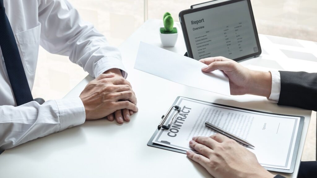 資遣費計算好麻煩？律師分享資遣費規定及非自願離職資遣費計算公式！